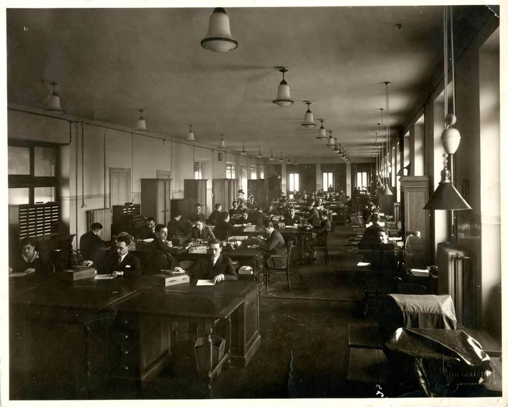1-ufficio-conti-correnti-cordusio-1925 1-ufficio-conti-correnti-cordusio-1925