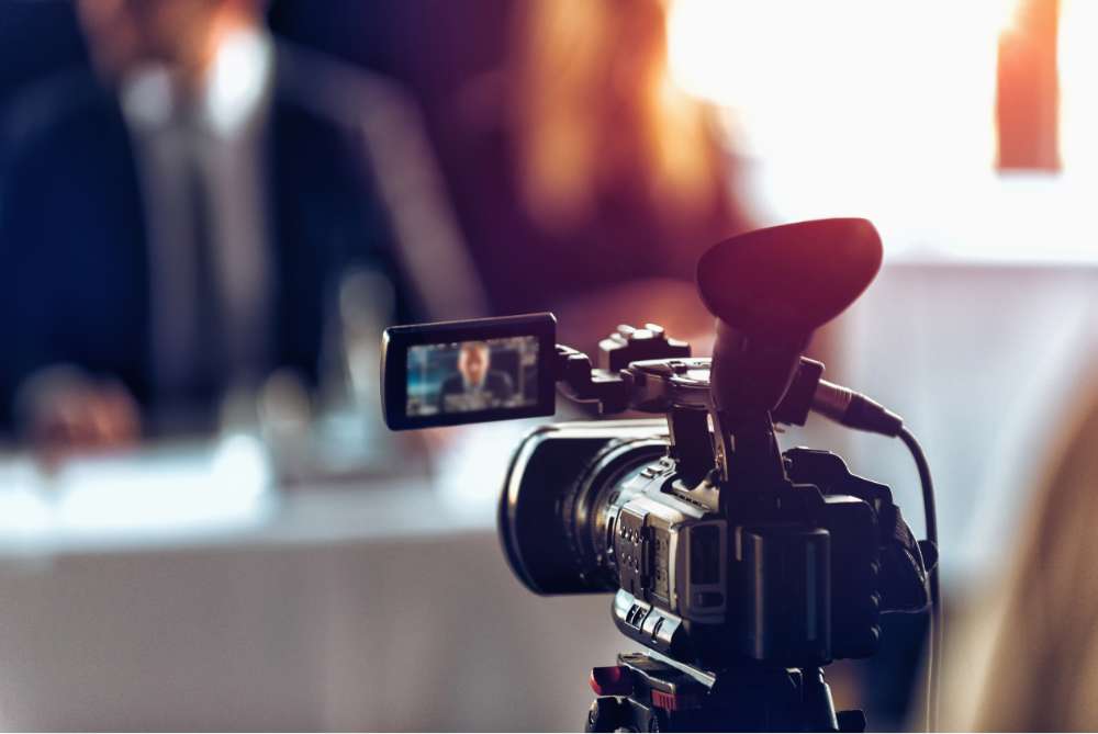 Press & Media - UniCredit