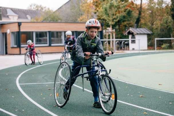 wheel-chair wheel-chair