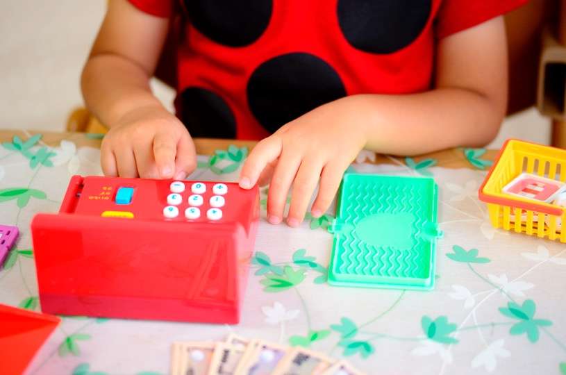 Kid-money_art Kid-money_art